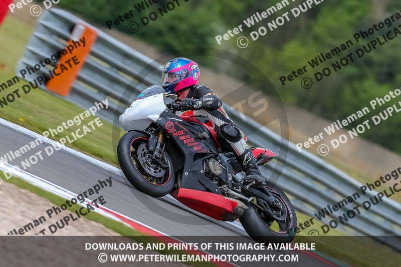 PJ Motorsport Photography;donington no limits trackday;donington park photographs;donington trackday photographs;no limits trackdays;peter wileman photography;trackday digital images;trackday photos